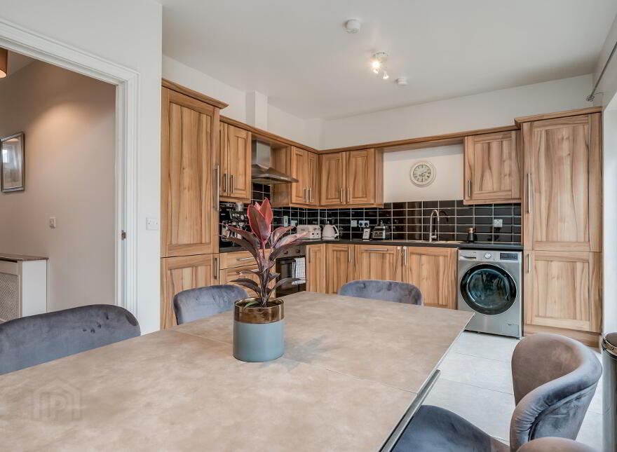 15 Blackrock Commons, Newtownabbey, BT36 4AE