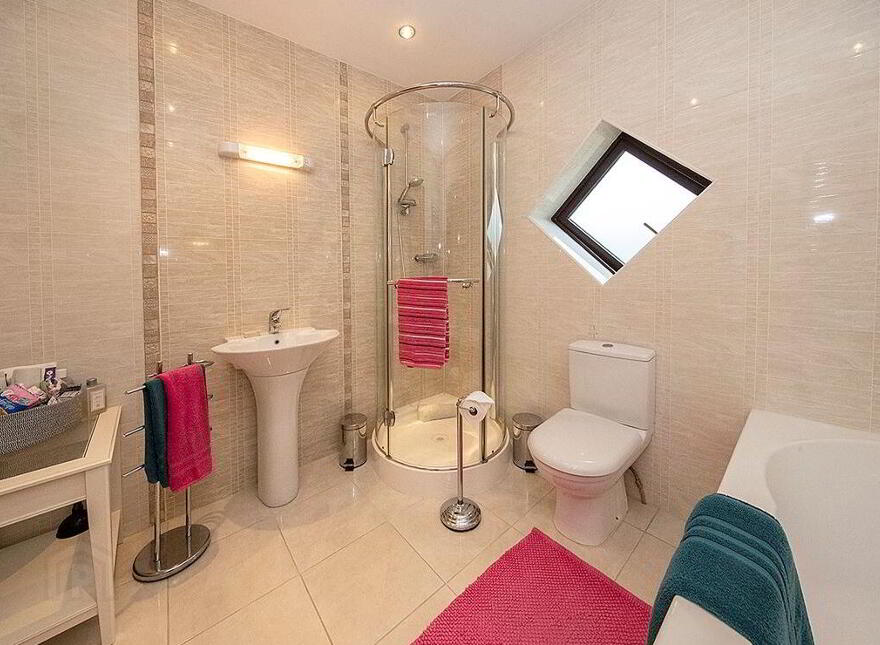 Maple Lodge, Powerstown, Clonmel, Tipperary