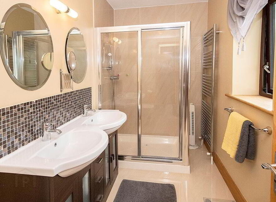 Maple Lodge, Powerstown, Clonmel, Tipperary