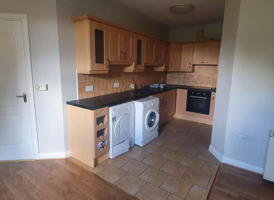 5 Park Mews, Park Road, Charleville