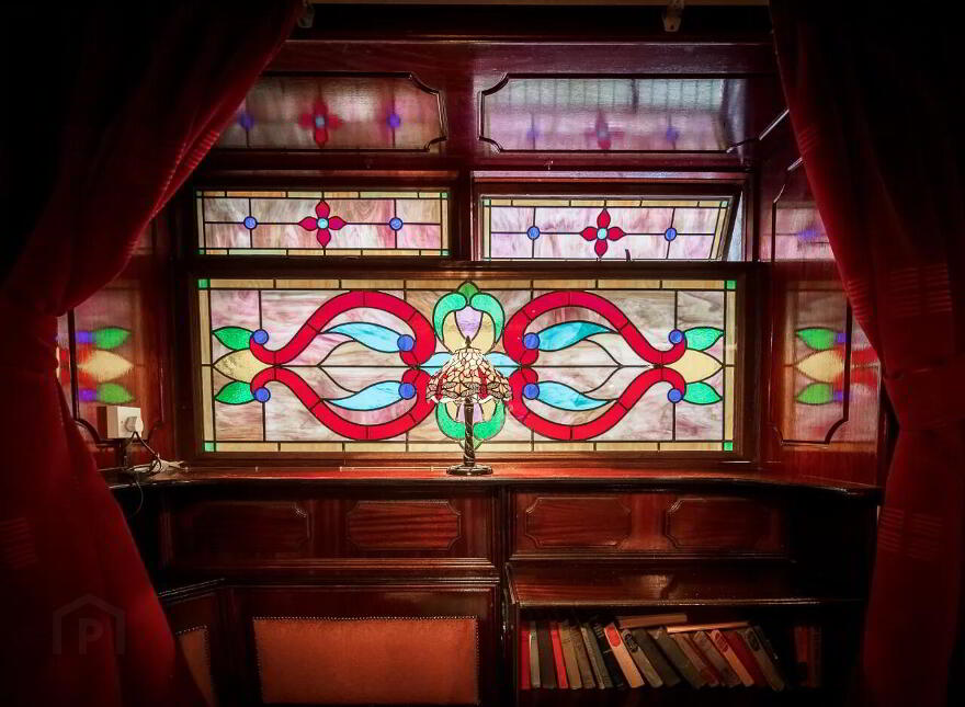 Sean Tierney's Bar & Restaurant, 13 O'Connell St, Clonmel, Tipperary, E91RD83