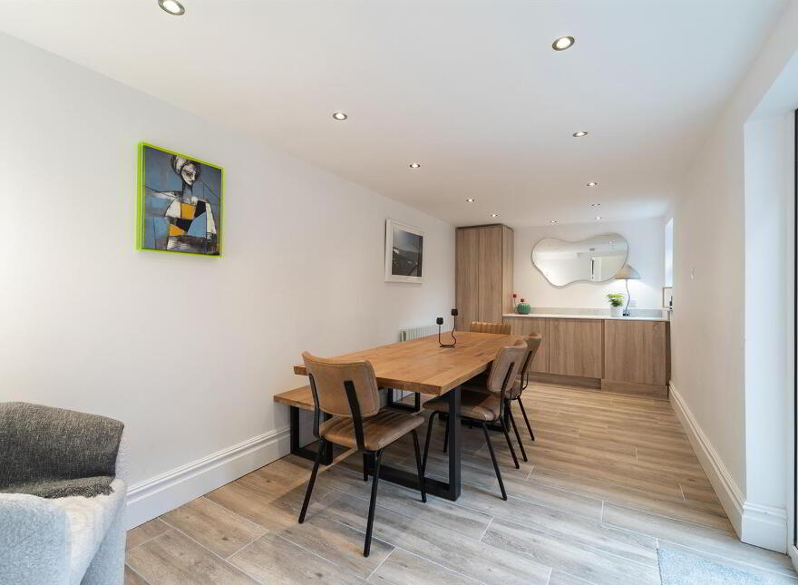 21 Haypark Avenue, Ormeau Road, Belfast, BT7 3FD