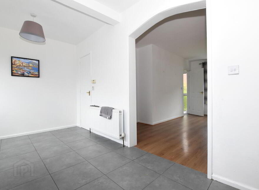 5 Steele Dickson Gardens, Portaferry, BT22 1LF