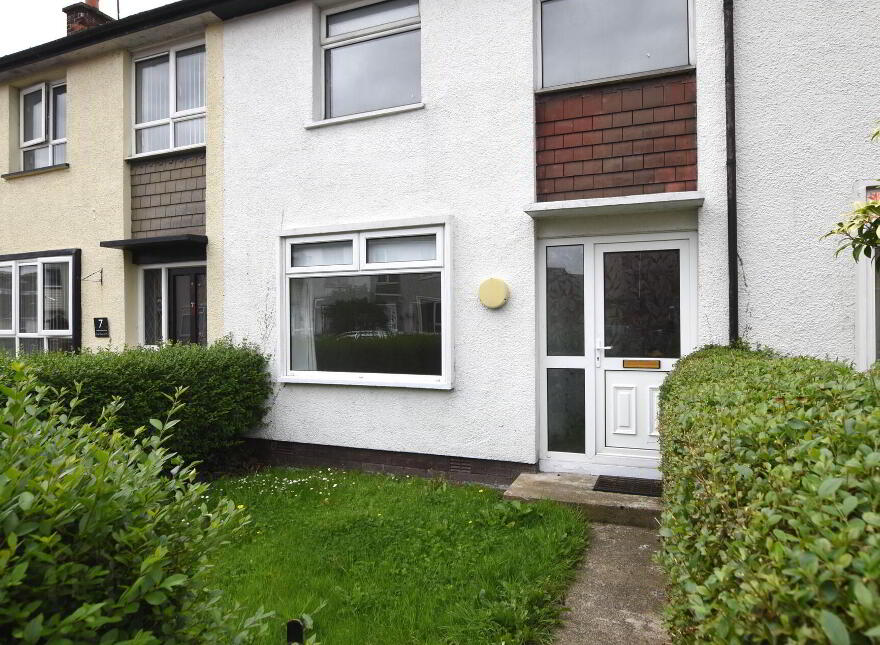 5 Steele Dickson Gardens, Portaferry, BT22 1LF