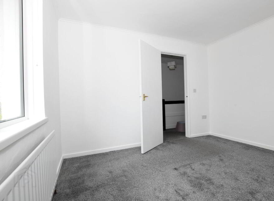 5 Steele Dickson Gardens, Portaferry, BT22 1LF
