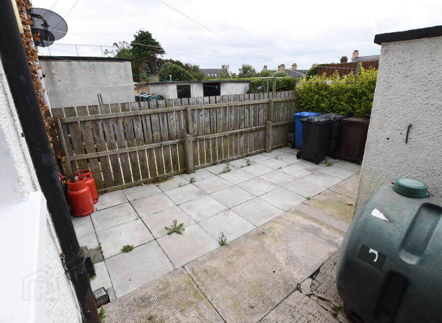 5 Steele Dickson Gardens, Portaferry, BT22 1LF