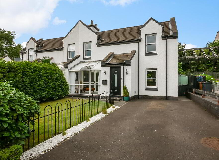 6 Bests Hill Court, Purdysburn Road, Belfast, BT8 7WA