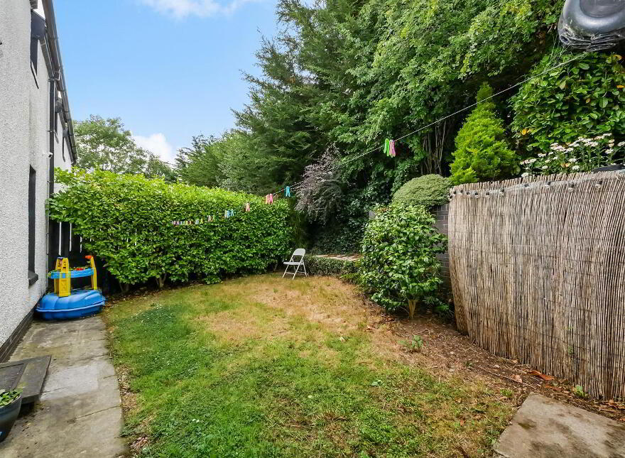6 Bests Hill Court, Purdysburn Road, Belfast, BT8 7WA
