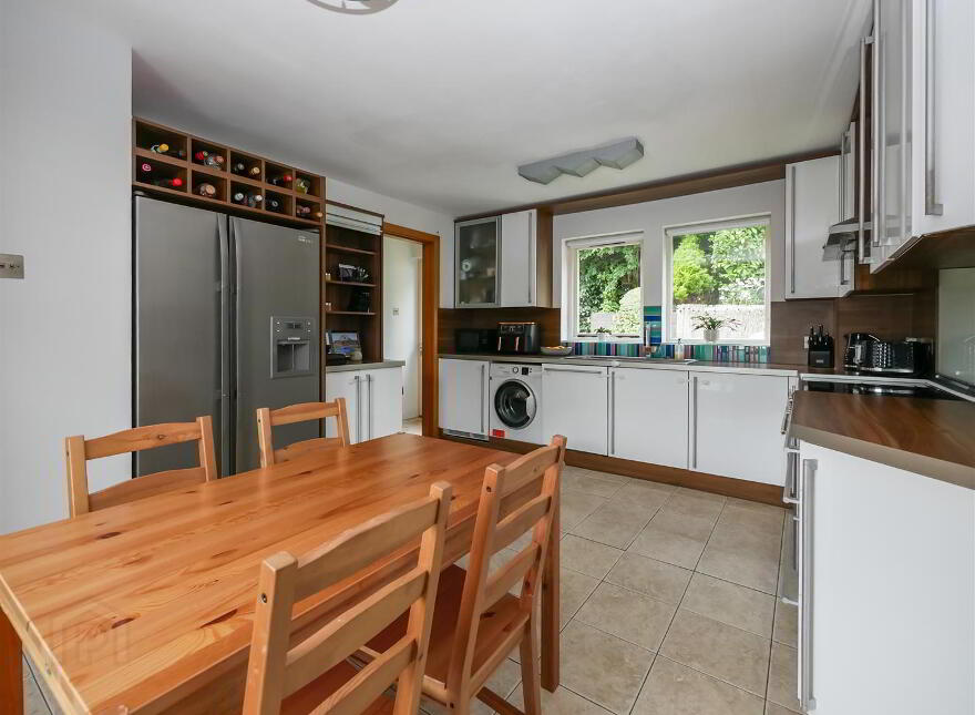 6 Bests Hill Court, Purdysburn Road, Belfast, BT8 7WA