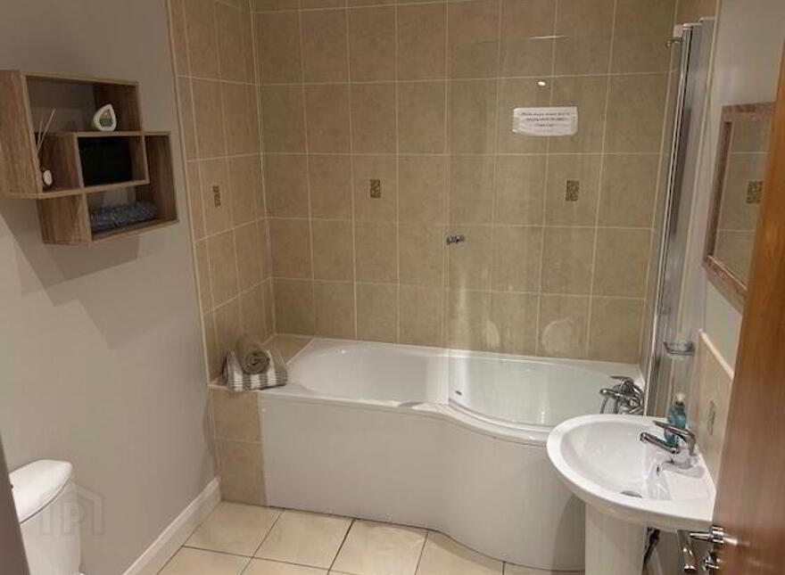 20 Montague Court( SHORT TERM Let), Portstewart, BT55 7TE
