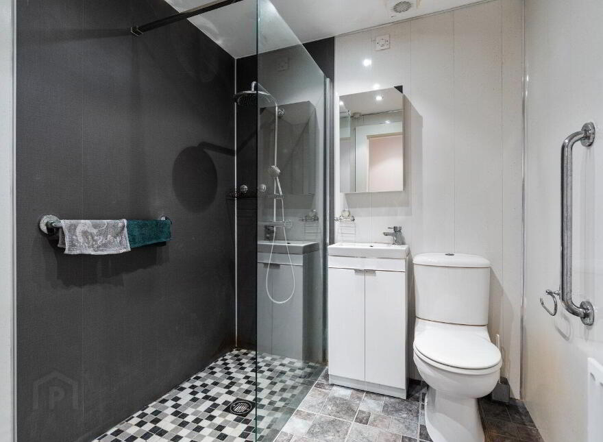 Apartment 2 53 Church Road, Newtownbreda, Belfast, BT8 7AL