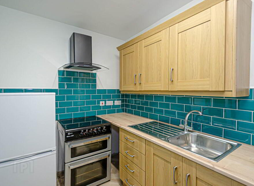 4 Foxglove Street, Beersbridge Road, Belfast, BT5 4SQ