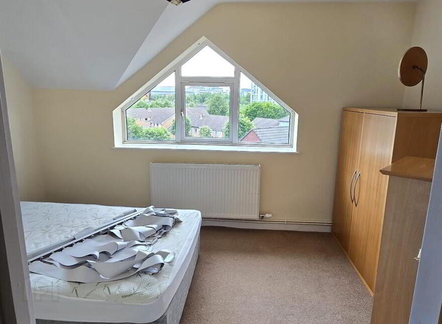 18 Laganview Court, Belfast, BT5 4AR