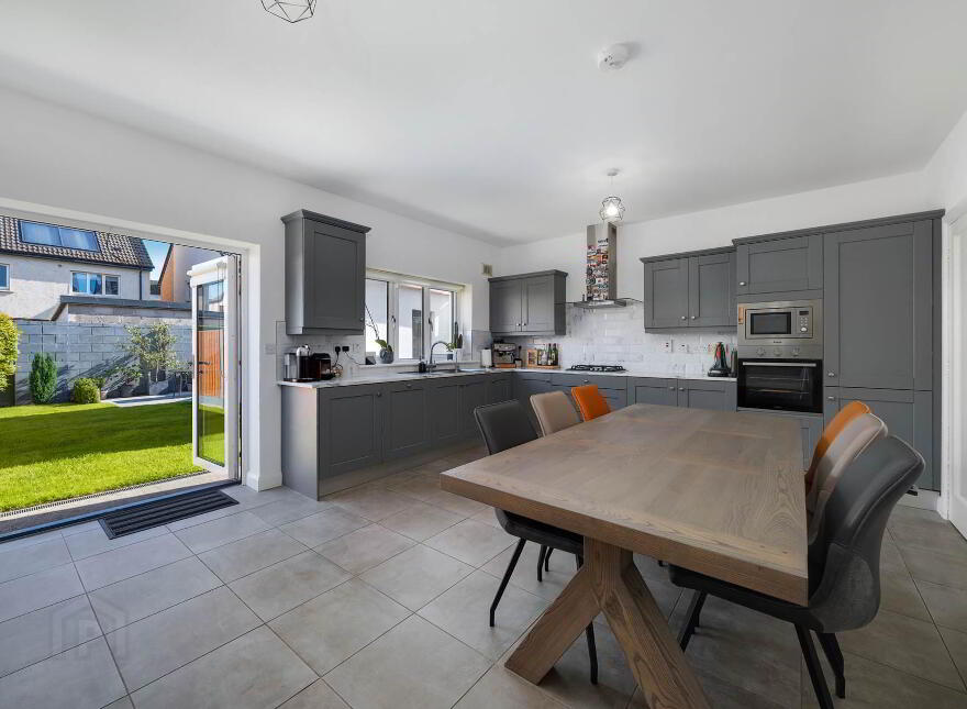 25 Dunville Green, Athlumney, Navan, C15X4HP