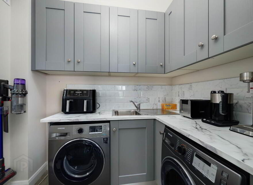 25 Dunville Green, Athlumney, Navan, C15X4HP