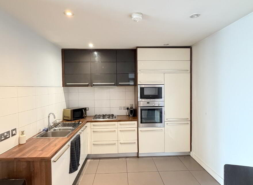 Unit 4.12, The Arc, Titanic Quarter, Belfast, BT3 9FB