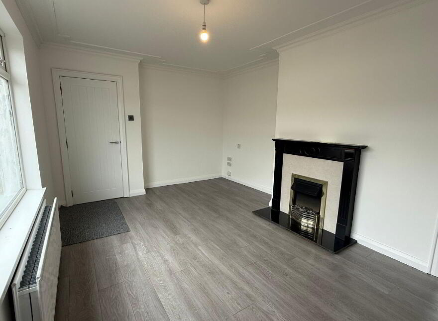 2 Bengore Gardens, Larne, BT40 2AW