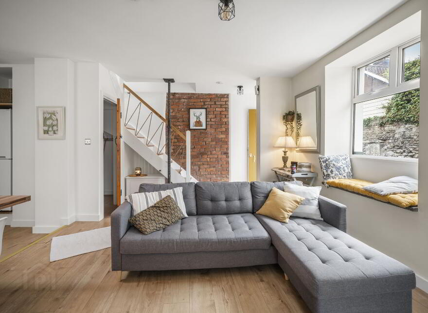 Peninsula House, 30 Wycherley Place, College Road, Cork, T12TW9D