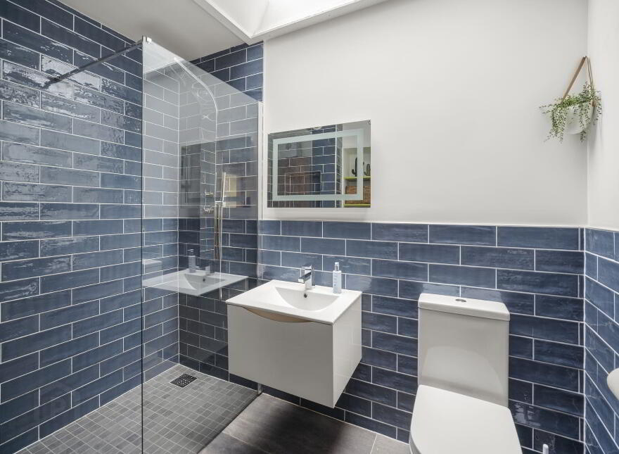 Peninsula House, 30 Wycherley Place, College Road, Cork, T12TW9D