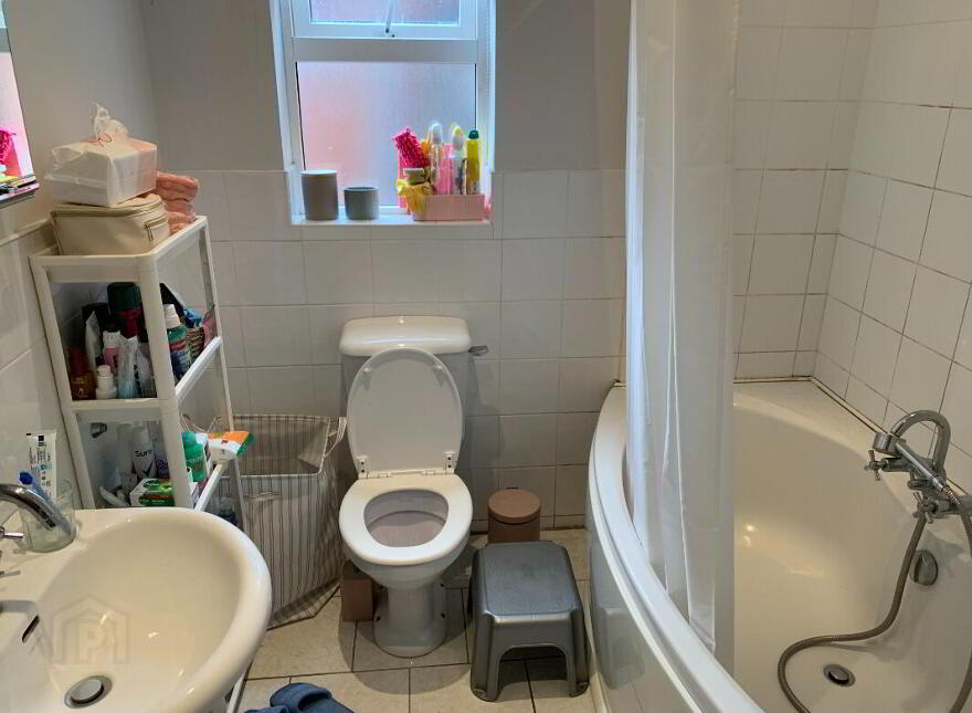 Apt 4, 36 Wellington Park, Belfast, BT9 6DN