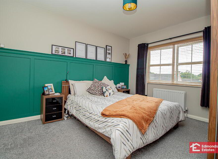 27 Greenhall Park, Coleraine, BT51 3FA
