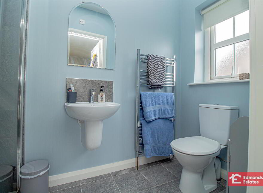 27 Greenhall Park, Coleraine, BT51 3FA