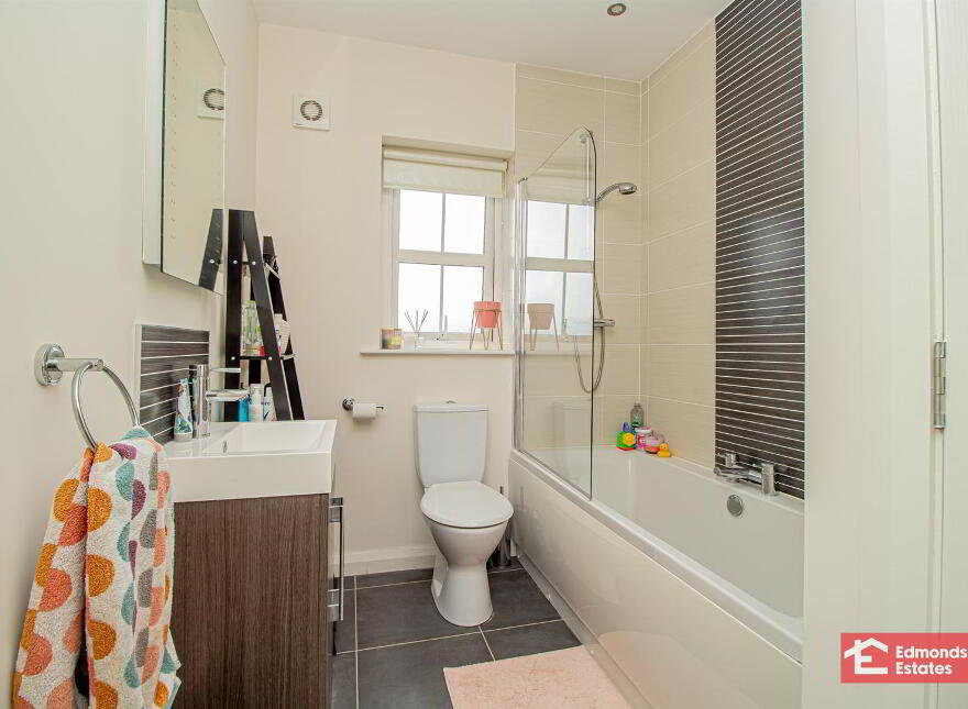 27 Greenhall Park, Coleraine, BT51 3FA
