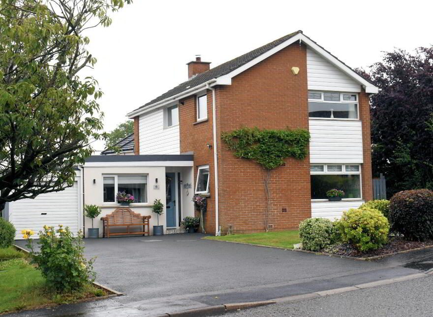 6 St Johns Park, Moira, BT67 0NL photo