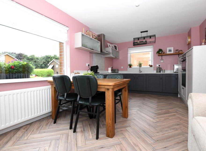 6 St Johns Park, Moira, BT67 0NL