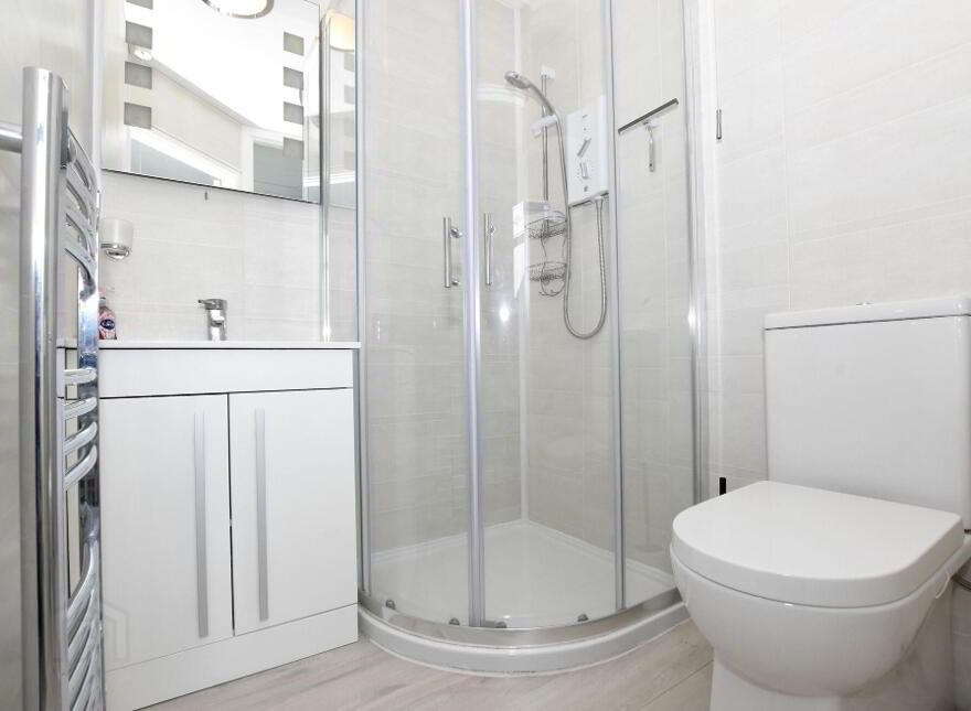 6 St Johns Park, Moira, BT67 0NL