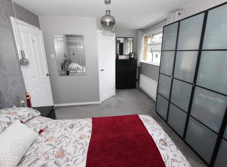 6 St Johns Park, Moira, BT67 0NL