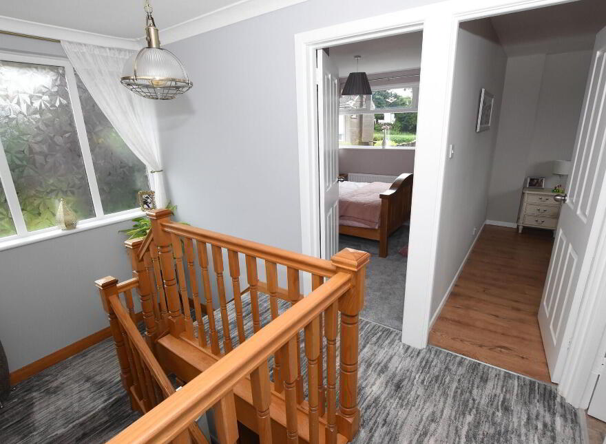 6 St Johns Park, Moira, BT67 0NL