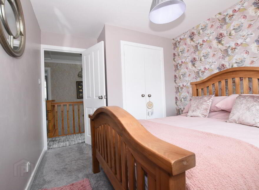 6 St Johns Park, Moira, BT67 0NL