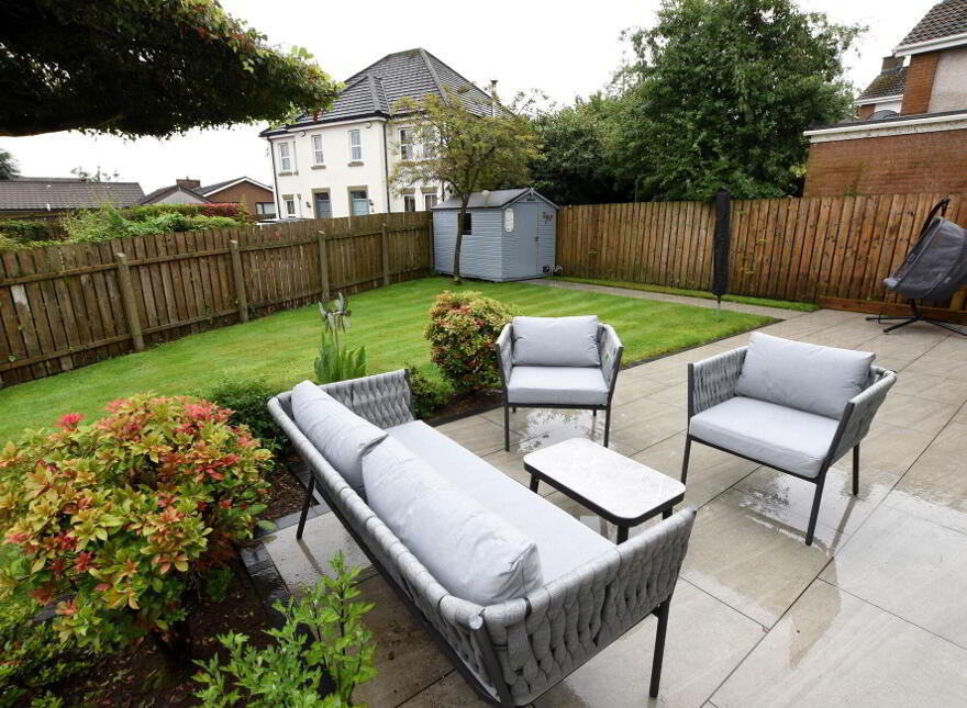 6 St Johns Park, Moira, BT67 0NL