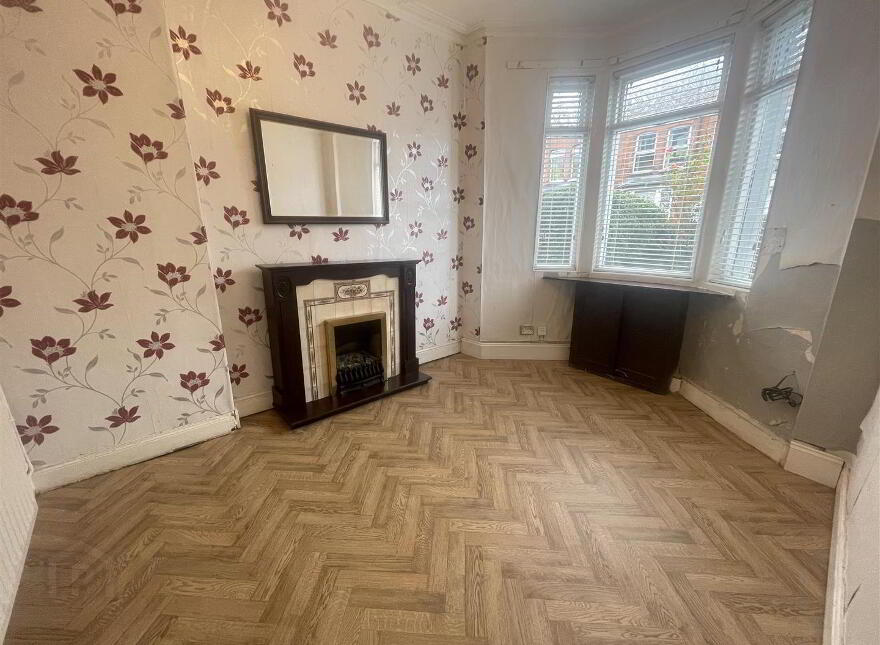 133 Dunluce Avenue, Belfast, BT9 7AX