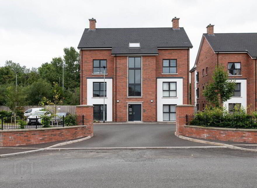 64 Loughshore Manor, Newtownabbey, BT37 9FD