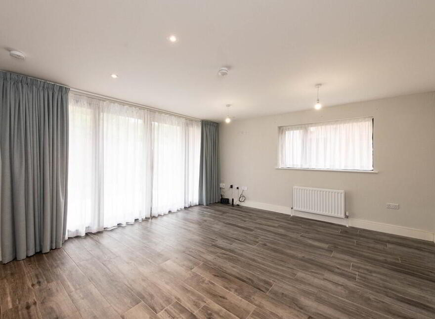 64 Loughshore Manor, Newtownabbey, BT37 9FD