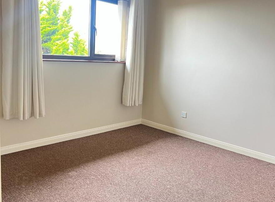 32 Bridal Hill, Warrenpoint, Newry, BT34 3JA