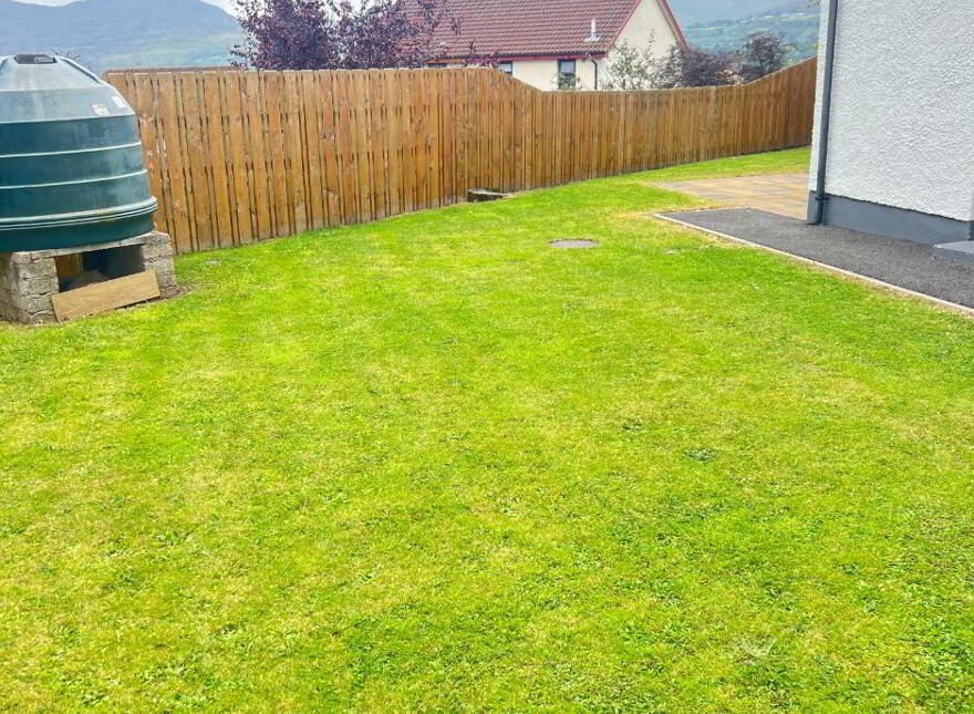 32 Bridal Hill, Warrenpoint, Newry, BT34 3JA