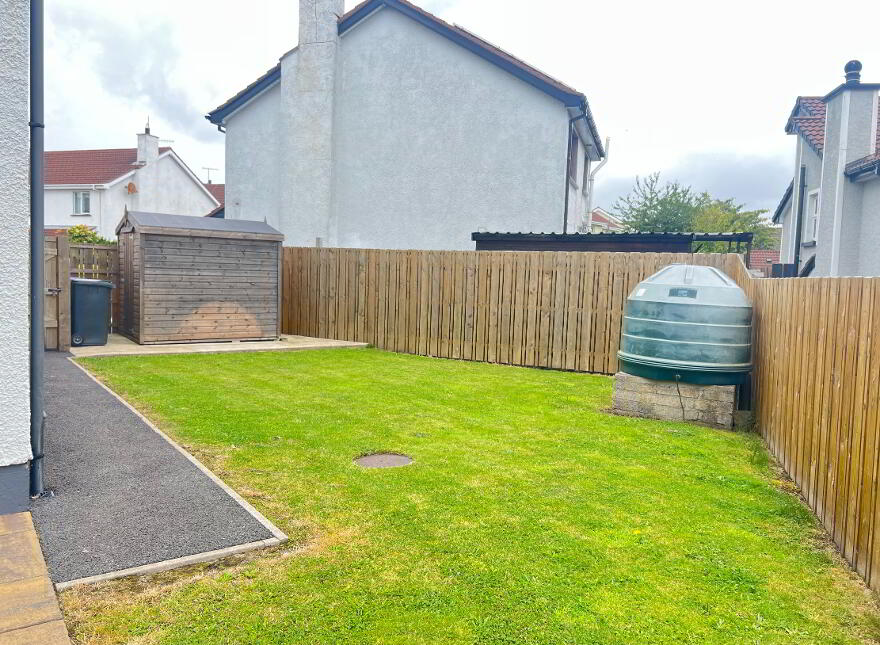 32 Bridal Hill, Warrenpoint, Newry, BT34 3JA