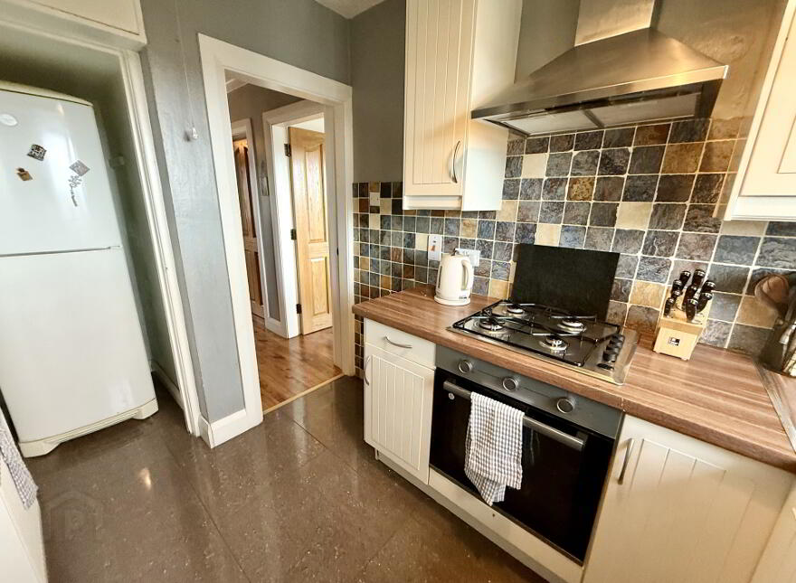 16 Rosemount Park, Armagh, BT60 1AX