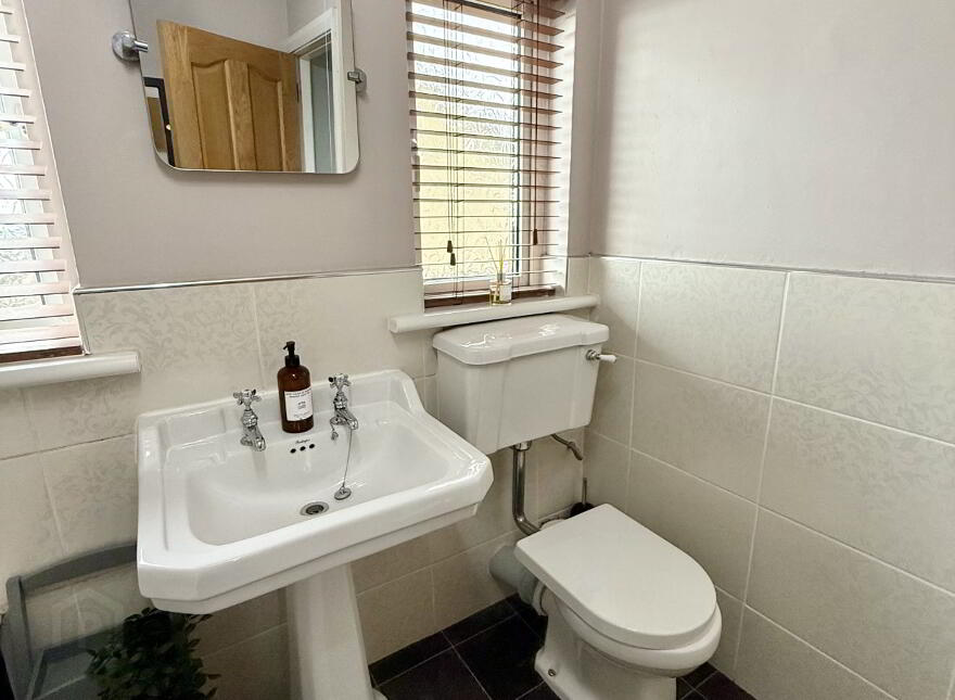 16 Rosemount Park, Armagh, BT60 1AX