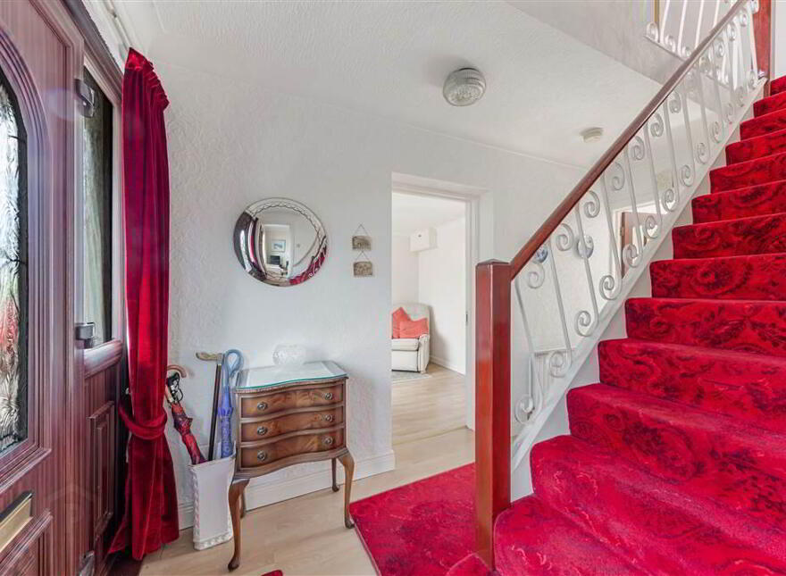 124 Cloona Park, Belfast, BT17 0HF