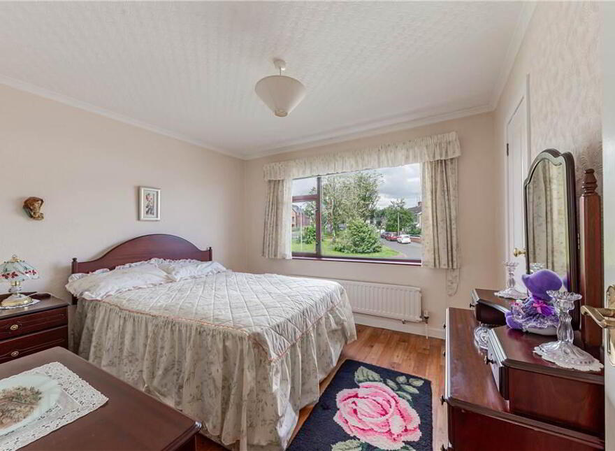 124 Cloona Park, Belfast, BT17 0HF