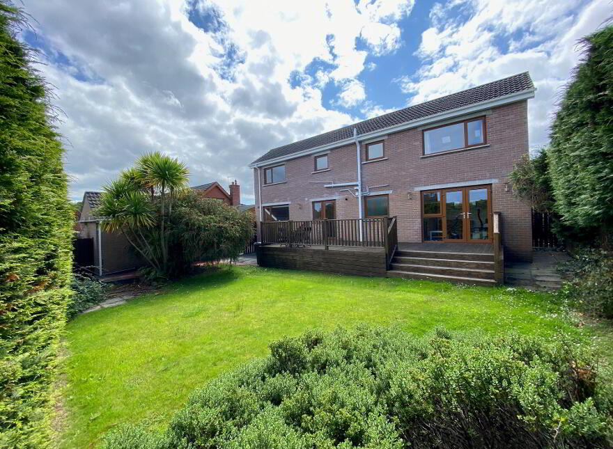 6 Carnalea Park, Bangor, BT19 1HH