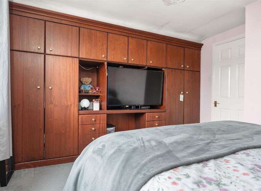 6 Moylena Park, Antrim, BT41 4AD