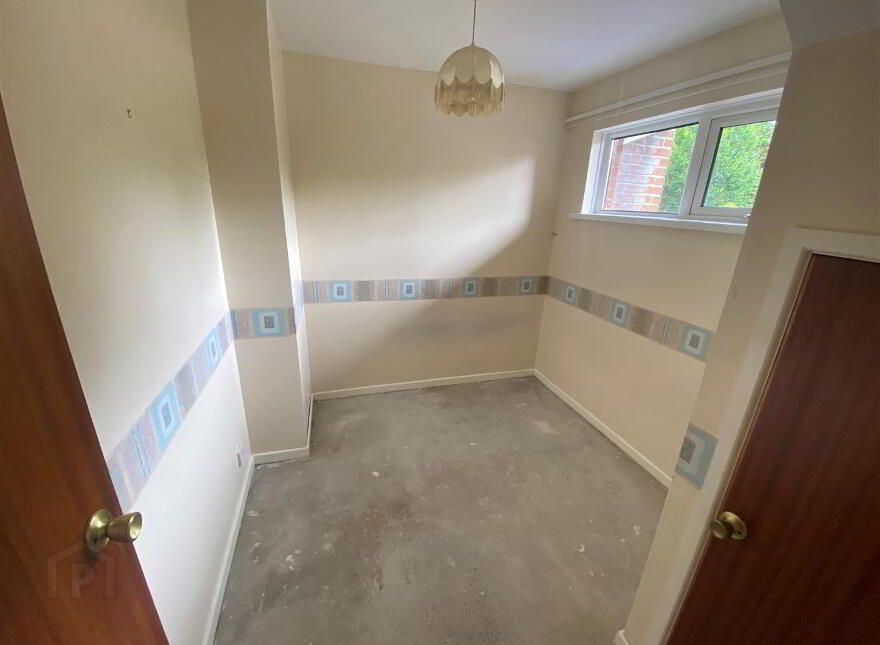 9 Rowan Glen, Bangor, BT19 7UU
