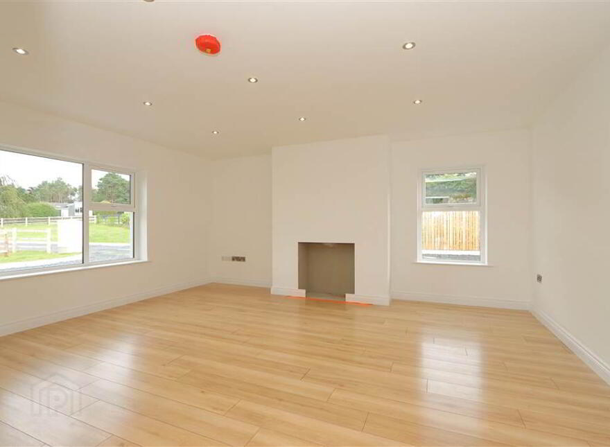 9 Killyleagh Road, Saintfield, BT24 7EJ