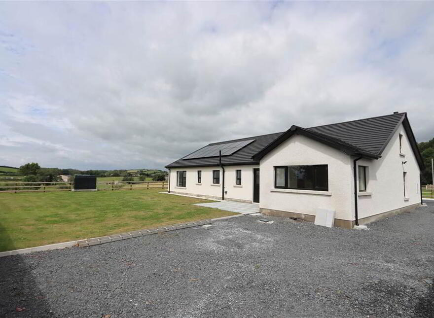 9 Killyleagh Road, Saintfield, BT24 7EJ