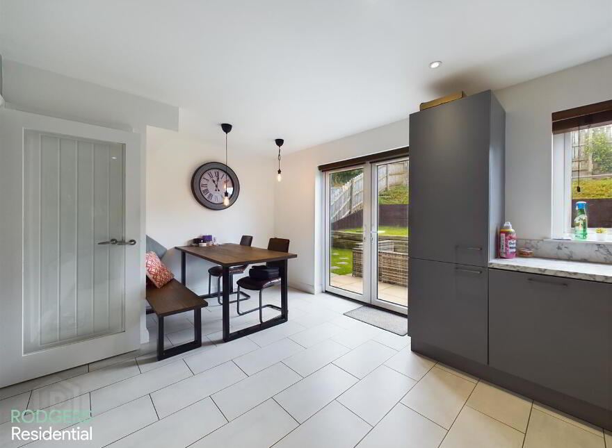 33 Orchard Hill Lane, Dundonald, Belfast, BT16 1AZ